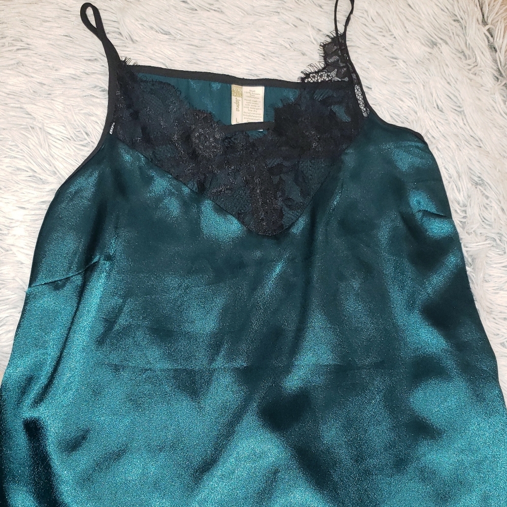 Ladies Chemise - Picture 2 of 8